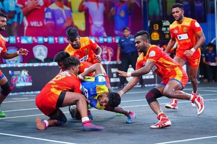Durai Singam and Samy Academy advance to the Quarter Finals on Day 1 of the Summit Round