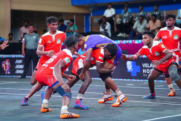 Sakthivel Thangavelu - Match 7 - Karpagam University vs N.A. Academy - YKS TN CLUBS 2024