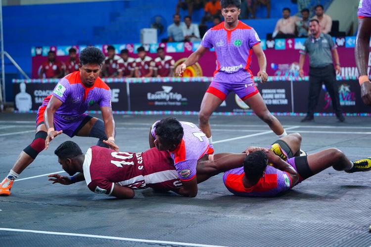 Sathish Kannan - Match 8 - Vels University vs Jayachitra Club - YKS TN CLUBS 2024