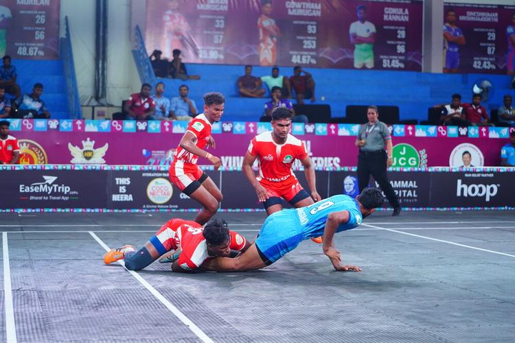 N Manikandan - Match 9 - KR Sports vs Karpagam University - YKS TN CLUBS 2024