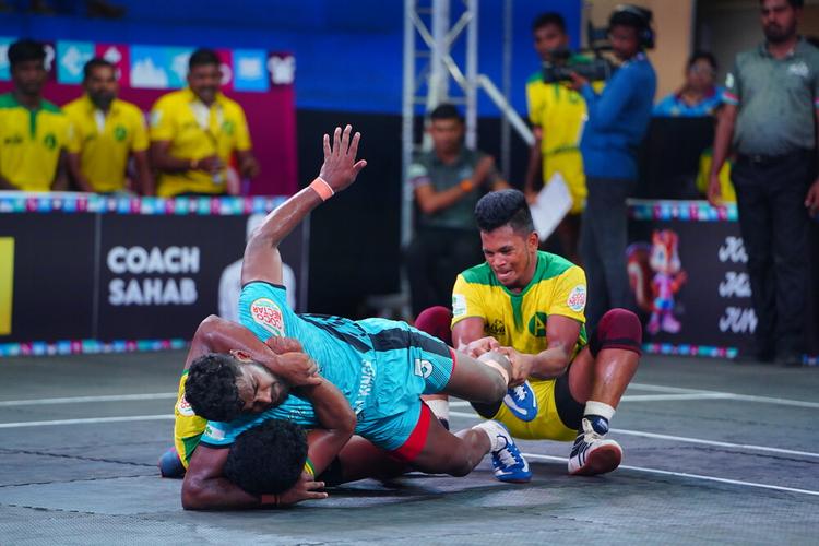 Murugan K - Match 11 - Alathankarai Club vs Nellai Kings - YKS TN CLUBS 2024