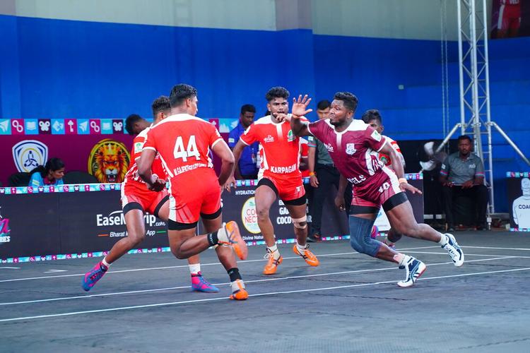 Sathish Kannan - Match 25 - Karpagam University vs Vels University - YKS TN CLUBS 2024