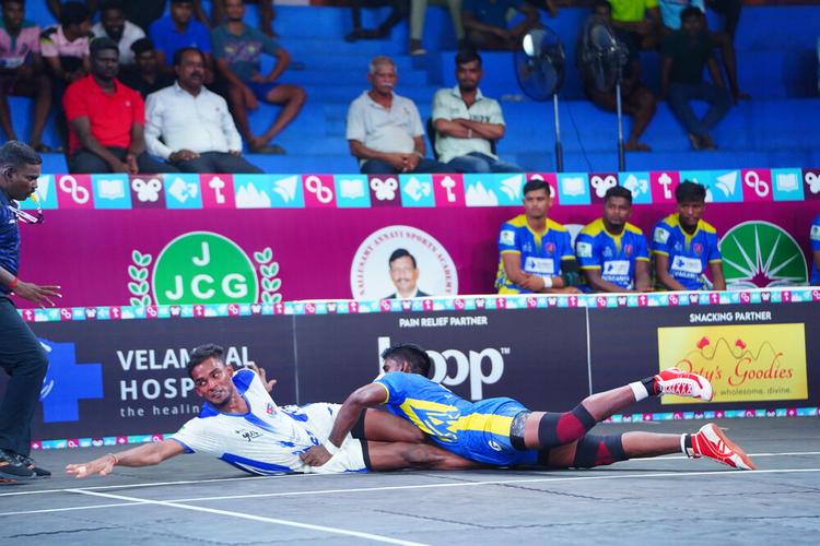 B Kiruba - Match 36 - PRIST University vs Sivagangai Warriors - YKS TN CLUBS 2024