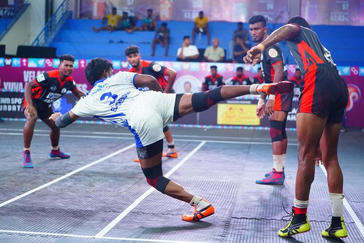 M Harivarathan - Match 45 - PRIST University vs AMKC Gobi - YKS TN CLUBS 2024