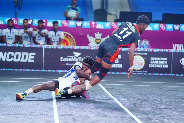 S Sasikumar - Match 45 - AMKC Gobi vs PRIST University - YKS TN CLUBS 2024