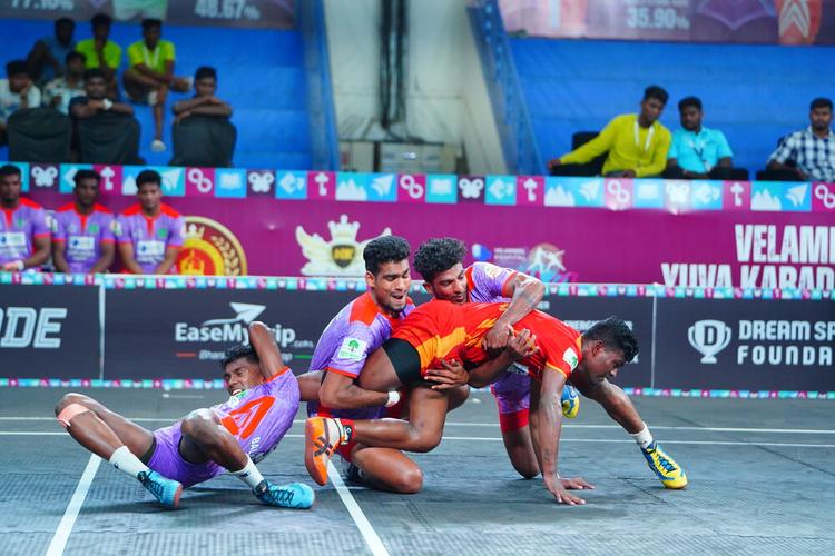 Balamurugan Manikadan - Match 82 - Durai Singam vs Jayachitra Club - YKS TN CLUBS 2024