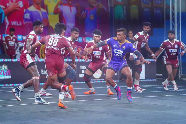 Dinesh Kumar Krishnamoorthi - Match 65 - Vels University vs N.A. Academy - YKS TN CLUBS 2024
