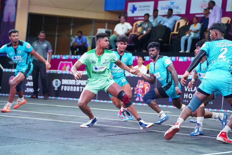 S Sandeep Shanmugam - Match 103 - Samy Academy vs Nellai Kings - YKS TN CLUBS 2024