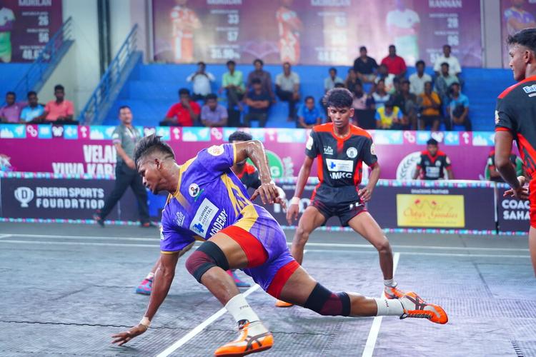 M. Dhanasekar - Match 104 - N.A. Academy vs AMKC Gobi - YKS TN CLUBS 2024
