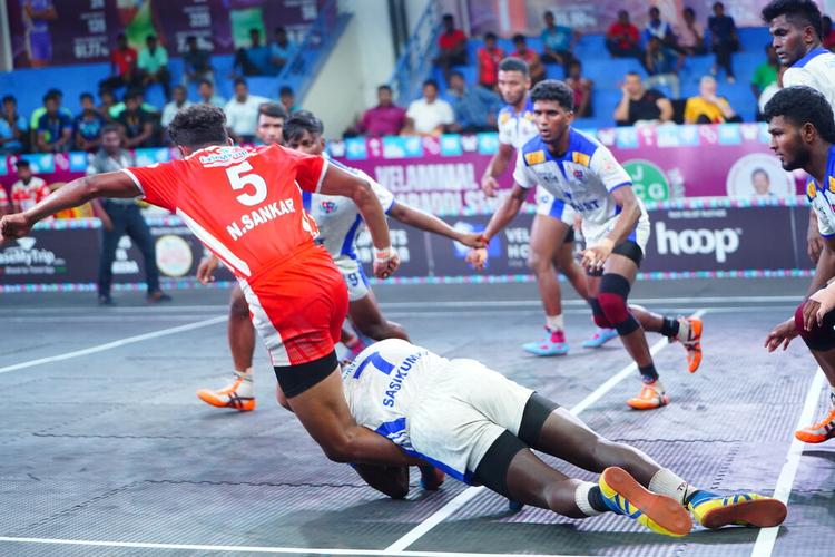 S Sasikumar - Semi-Final 2 - Karpagam University vs PRIST University - YKS TN CLUBS 2024