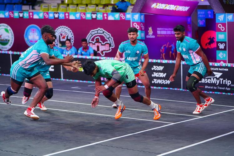 Jayesh Mahajan - Match 52 - Latur District vs Nandurbar District - KMP YKS IDYL 2024