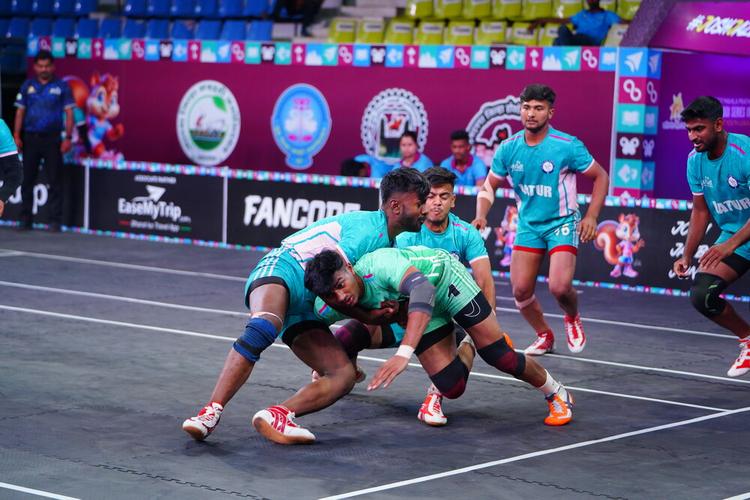 Jayesh Mahajan - Match 52 - Latur District vs Nandurbar District - KMP YKS IDYL 2024