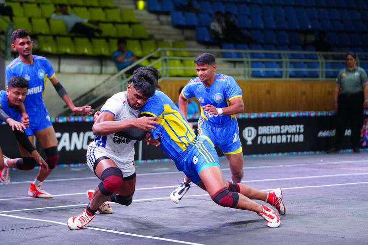Raj Kunwar - Match 11 - Mumbai Shahar vs Dhule District - KMP YKS IDYL 2024