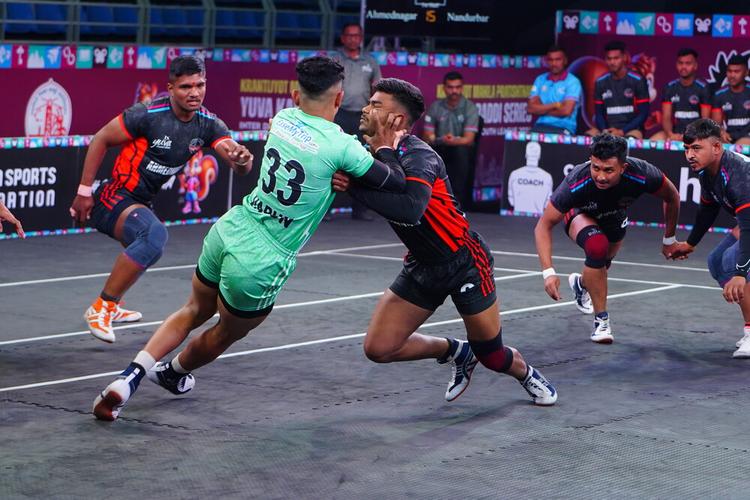 Abhishek Pawar - Match 57 - Ahmednagar District vs Nandurbar District - KMP YKS IDYL 2024