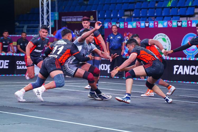 Abhishek Pawar - Match 61 - Ahmednagar District vs Beed District - KMP YKS IDYL 2024