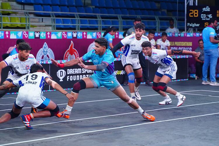 Rupesh Salunkhe - Match 69 - Mumbai Shahar vs Palghar District - KMP YKS IDYL 2024