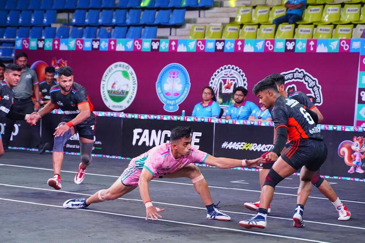 Savrav Maid - Match 72 - Ahmednagar District vs Sangli District - KMP YKS IDYL 2024