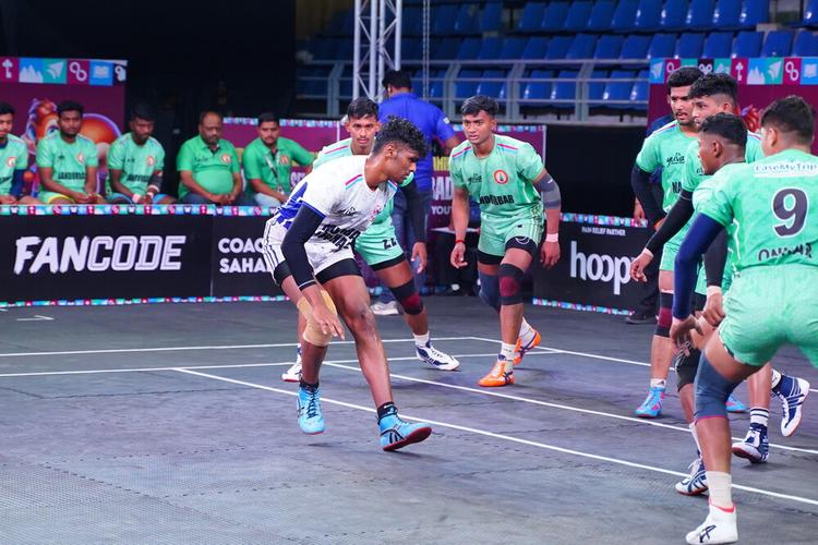 Jatin Vinde - Match 77 - Mumbai Shahar vs Nandurbar District - KMP YKS IDYL 2024