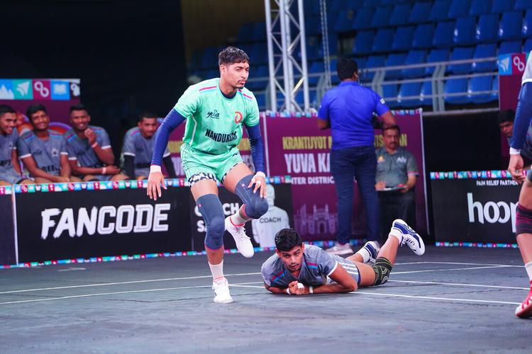 Onkar Gade - Match 82 - Beed District vs Nandurbar District - KMP YKS IDYL 2024