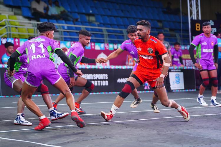 Pawan Bhor - Match 85 - Raigad District vs Nashik District - KMP YKS IDYL 2024