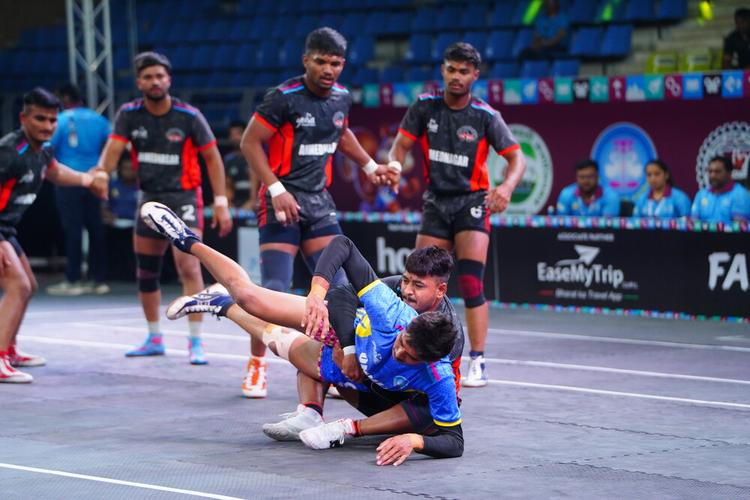 Abhishek Pawar - Match 17 - Ahmednagar District vs Dhule District - KMP YKS IDYL 2024