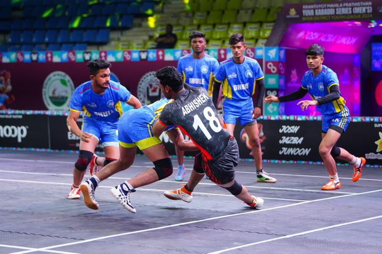 Abhishek Mapari - Match 17 - Ahmednagar District vs Dhule District - KMP YKS IDYL 2024