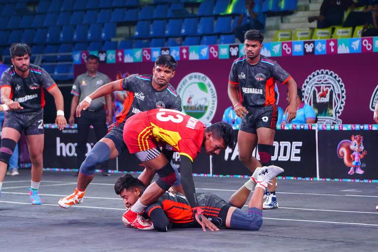 Abhishek Pawar - Match 25 - Nanded District vs Ahmednagar District - KMP YKS IDYL 2024