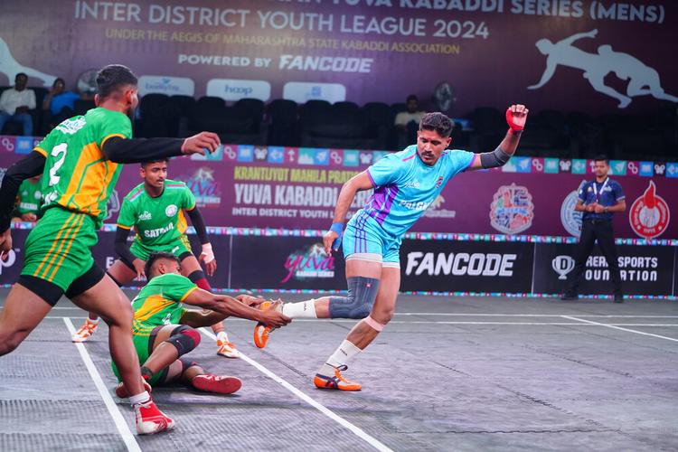 Pratik Jadhav - Match 31 - Satara District vs Palghar District - KMP YKS IDYL 2024