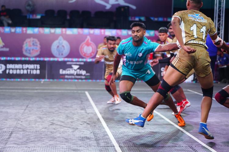Pradip Akangire - Match 32 - Latur District vs Dharashiv District - KMP YKS IDYL 2024