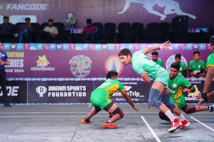 Onkar Gade - Match 33 - Nandurbar District vs Satara District - KMP YKS IDYL 2024