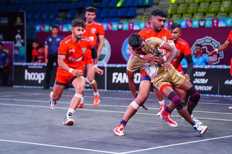 Pawan Bhor - Match 36 - Dharashiv District vs Nashik District - KMP YKS IDYL 2024