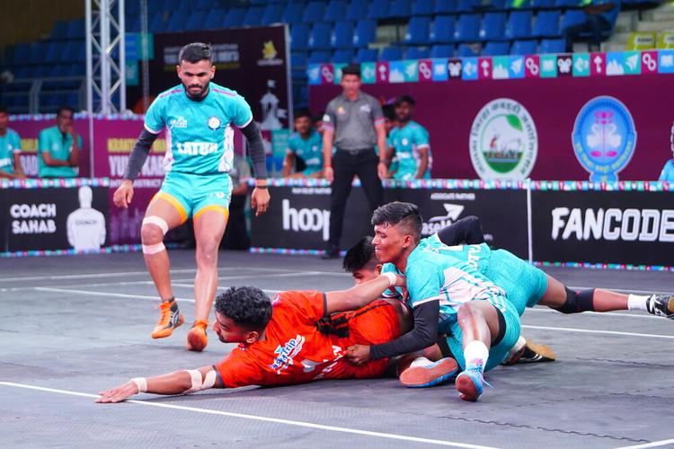 Pawan Bhor - Match 38 - Latur District vs Nashik District - KMP YKS IDYL 2024