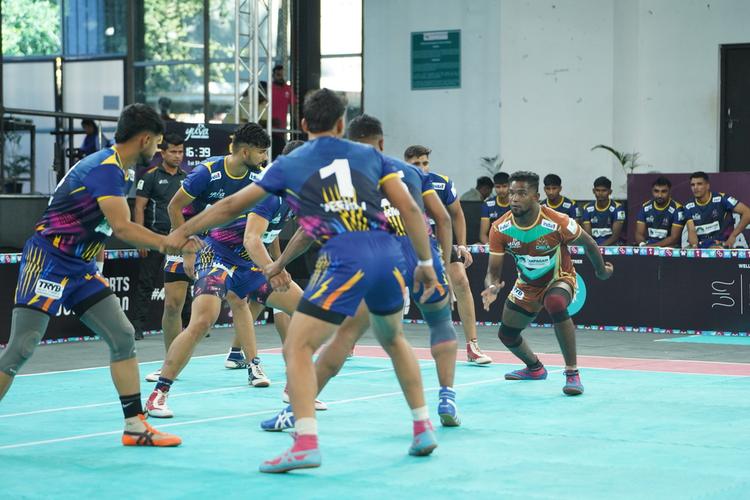 Arun Kumar - Match 3 - Chola Veerans vs Chandigarh Chargers - YKS 11 DIVISION ROUNDS