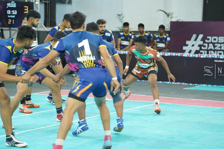 Iyyappan Veerapandian - Match 3 - Chandigarh Chargers vs Chola Veerans - YKS 11 DIVISION ROUNDS
